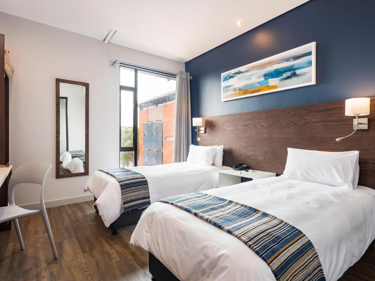 Aha Kathu Hotel Buitenkant foto
