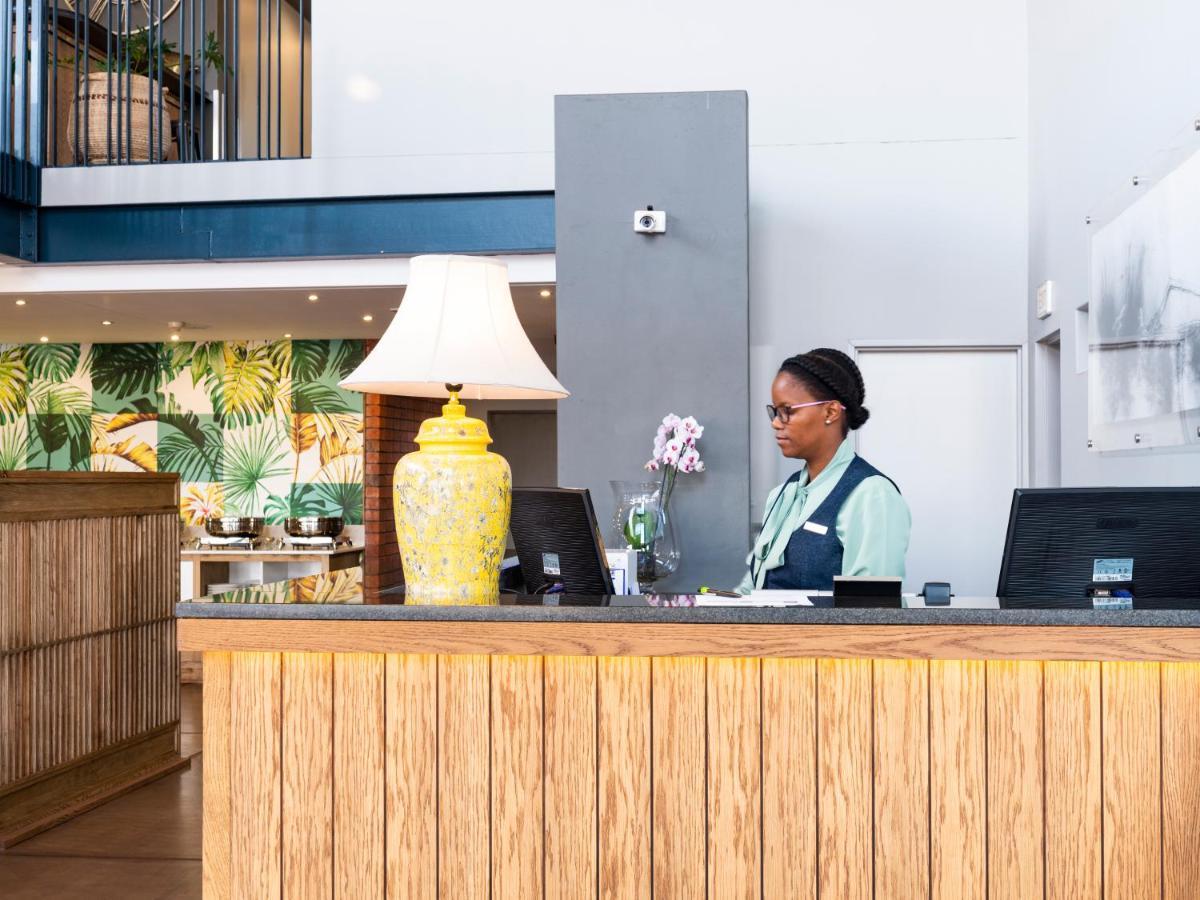 Aha Kathu Hotel Buitenkant foto