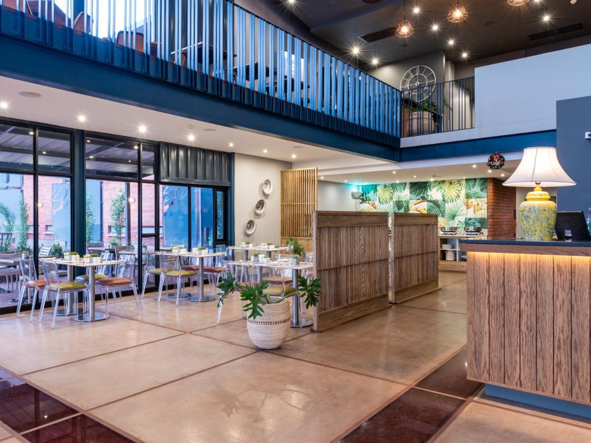 Aha Kathu Hotel Buitenkant foto